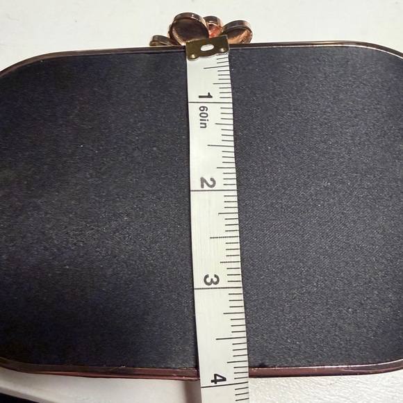 2/$20 Lulu Townsend evening bag - Picture 6 of 7